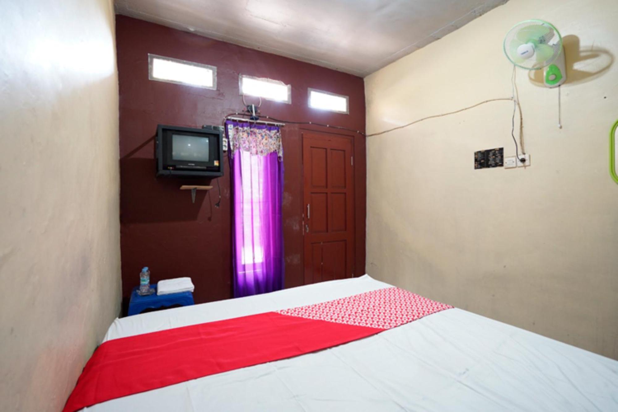 Oyo 927 Carina Hotel Claket Extérieur photo