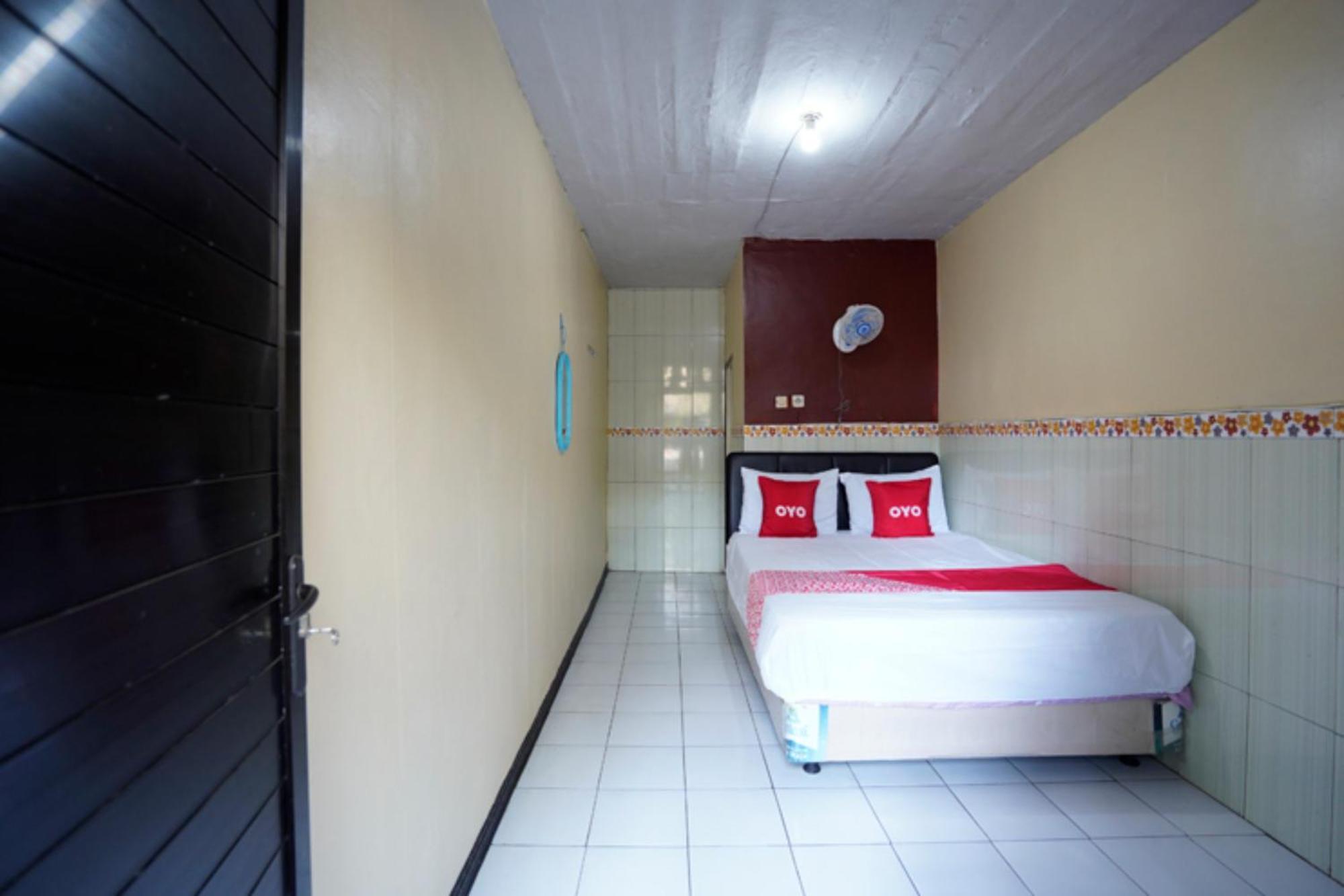 Oyo 927 Carina Hotel Claket Extérieur photo
